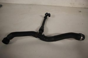 17825633 – 5N0122101R – Radiateurslang