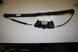 17820486 – 83A839461 – Ruitmechaniek 4Deurs links-achter