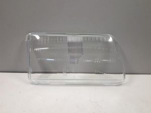 21477239 – 893941116B – Koplampglas rechts