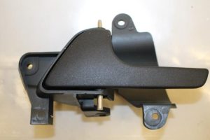 17795764 – 7H08371139B9 – Portiergreep 4Deurs links-voor