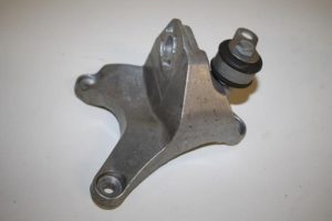 17802481 – 4E0399114BK – Gearbox mount