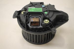 17800787 – 8E1820021A – Heating and ventilation fan motor