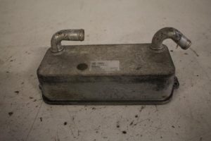 17816136 – 079117015J – Ölkühler