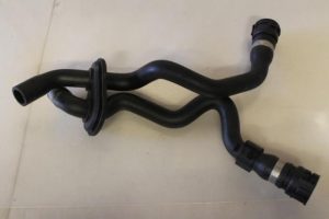 17793570 – 8K1819350CK – Radiator hose