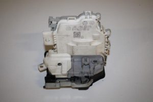 17801995 – 8X2837015 – Türschlossmechanik 4-türig links vorne