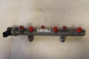 17793923 – 059130090AQ – Brandstofverdeler