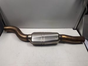 21826269 – 4K0253350AE, 4M0253211K – Uitlaat Voordemper