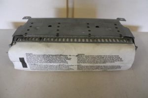 17787896 – 4D1880203C – Airbag rechts (Dashboard)