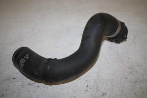 17808039 – 4H0121101AE – Radiator hose