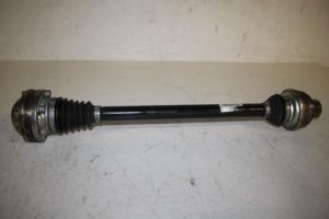 17818051 – 8R0501203C – Aandrijfas links-achter