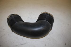 17819956 – 059129616B – Air intake hose