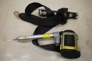 17796377 – 8D0857705V04 – Veiligheidsgordel links-voor