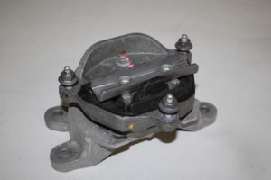 17825841 – 8K0399151CN – Gearbox mount