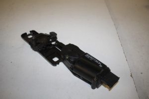 17818630 – 4H0827383A – Schließhilfsmotor Heckklappe