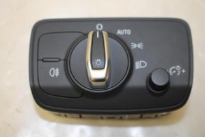 17797853 – 8V0941531K5PR – Licht Schakelaar