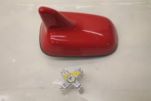 17797188 – 8V0035503JY3J – GPS Antenne