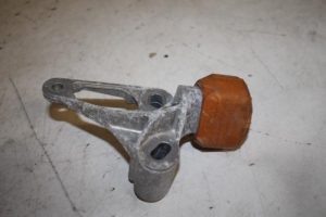 17825263 – 8K0199343C – Steun (diversen)