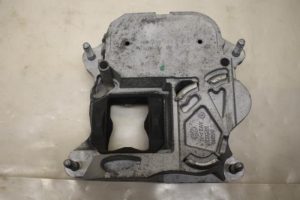 17799082 – 4G0399153T – Gearbox mount