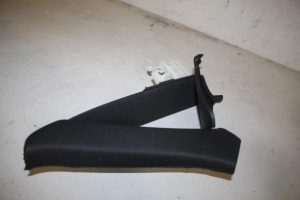 17818426 – 8W5867288AKNA – Säulenverkleidung rechts hinten