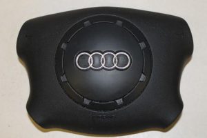 17787889 – 8L0880201HAQ4 – Airbag links (Lenkrad)