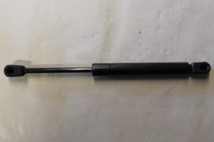 17786366 – 8N0823359 – Gasdemper Motorkap links