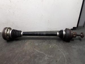 18796021 – 8R0501204D – Aandrijfas rechts-achter
