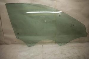 17799212 – 8V5845202 – Door window 4-door, front right
