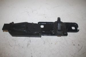 17805949 – 4H0827383 – Schließhilfsmotor Heckklappe