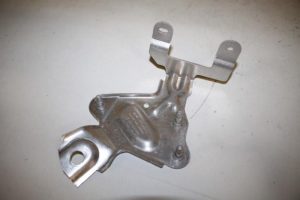 17820179 – 4M0614125F – Steun (diversen)