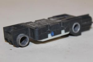 17789827 – 8E0959651A – Airbag Sensor