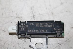 17816739 – 8F0035225J – Antenne Versterker