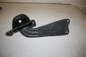17830586 – 5Q0505223D – Rear wishbone, left