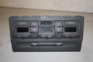 17827148 – 8E0820043BL5PR – Climatronic Panel