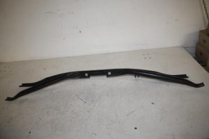 17807559 – 8R0805629F – Steun (diversen)