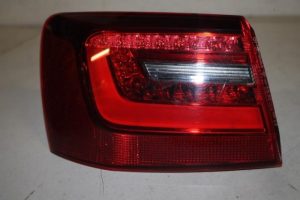 17819149 – 4G9945095D – Achterlicht links