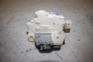 17811814 – 4F2837016B – Türschlossmechanik 4-türig rechts vorne