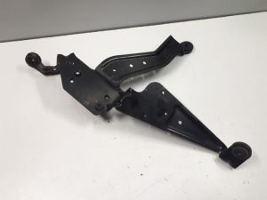 19546394 – 4H0121305P – Steun (diversen)