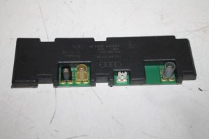 17826418 – 4E0035225BK – Antennenverstärker