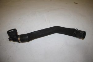 17826309 – 8K0121055E – Radiator hose