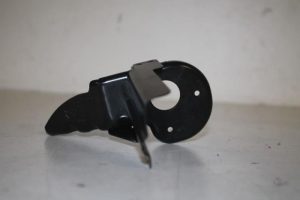 17809809 – 8W0121305AG – Steun (diversen)