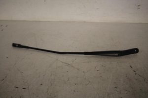 17813696 – 4G1955408D1P9 – Front wiper arm