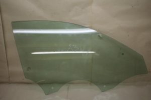 17799722 – 8V5845202 – Door window 4-door, front right