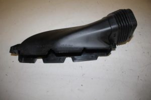 17832123 – 4G0129624D – Air intake hose