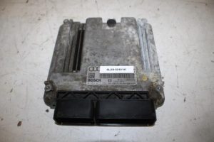 17831327 – 4L0910401K – Engine management computer