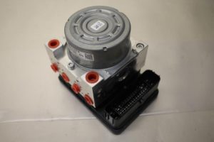 17798227 – 5Q0614517K – ABS Pumpe