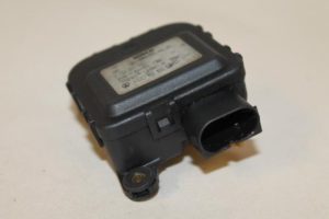 17789065 – 8D2820511C – Heizventil Motor