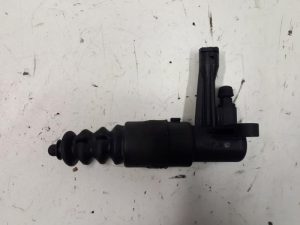 18885731 – 8E0721257B – Clutch master cylinder
