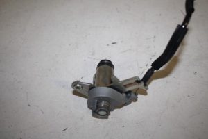 17804006 – 8E0827573D – Slot Cilinder achter