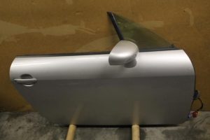 17799363 – 8N0831052C – Portier 2Deurs rechts