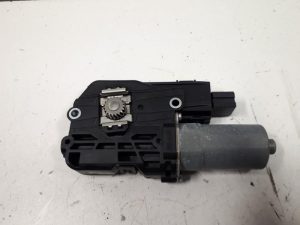 18736110 – 5TA877795 – Schuifdak Motor